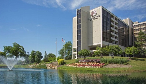 DoubleTree By Hilton Chicago - Oak Brook image 20